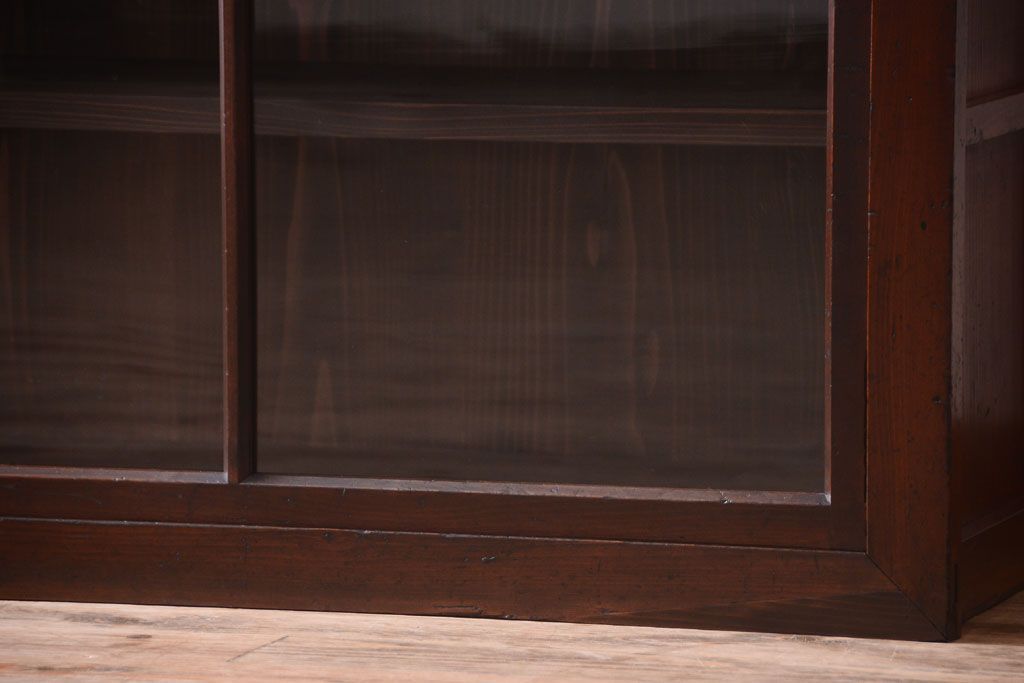 アンティーク家具　和製アンティーク　2枚引き戸!2段重ね収納棚(食器棚・キャビネット)