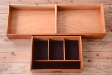 北欧家具　ビンテージ　チーク材のサイドボード