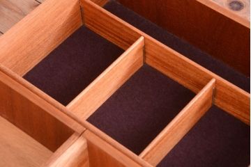 北欧家具　ビンテージ　チーク材のサイドボード