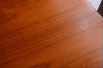 北欧家具　ビンテージ　チーク材のサイドボード