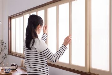 アンティークのペイント引き戸2枚セット(ガラス戸・窓)(2)