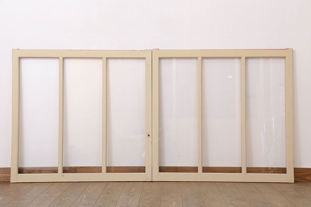 アンティークのペイント引き戸2枚セット(ガラス戸・窓)(2)