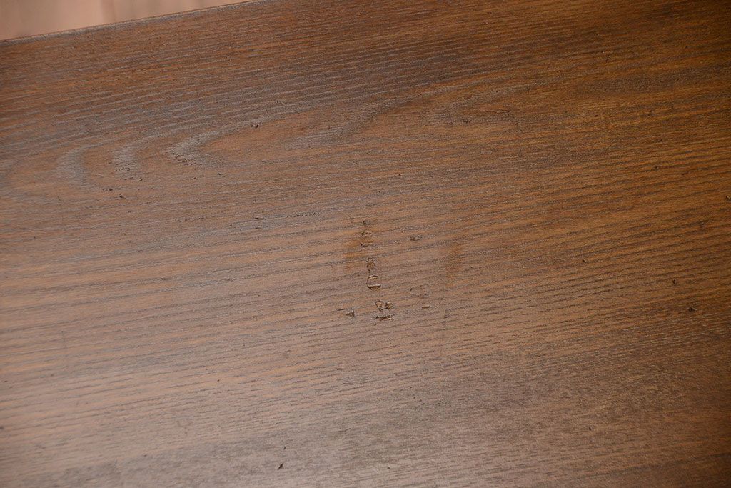 アンティーク家具　ネームプレート取っ手!三方ナラ材のアンティークチェスト(小引き出し)(2)