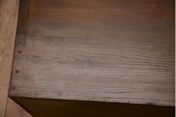 アンティーク家具　ネームプレート取っ手!三方ナラ材のアンティークチェスト(小引き出し)(2)