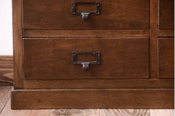 アンティーク家具　ネームプレート取っ手!三方ナラ材のアンティークチェスト(小引き出し)(2)