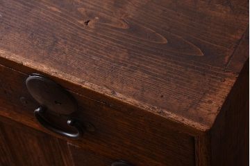 アンティーク家具　前面桐材!古い木の味わい深いアンティーク帳場箪笥(桐箪笥、桐たんす)