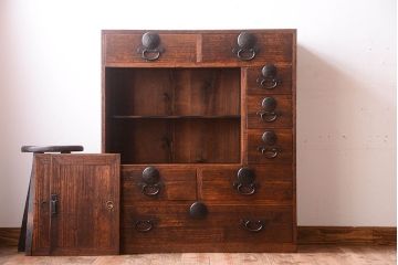 アンティーク家具　前面桐材!古い木の味わい深いアンティーク帳場箪笥(桐箪笥、桐たんす)