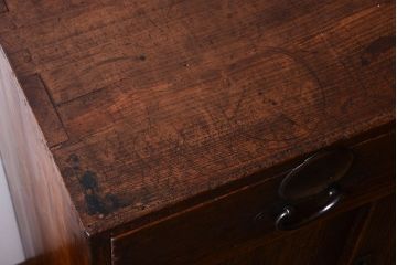 アンティーク家具　前面桐材!古い木の味わい深いアンティーク帳場箪笥(桐箪笥、桐たんす)