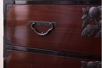 アンティーク家具　明治大正期!漆が綺麗な前面檜材の最上箪笥(衣装箪笥)