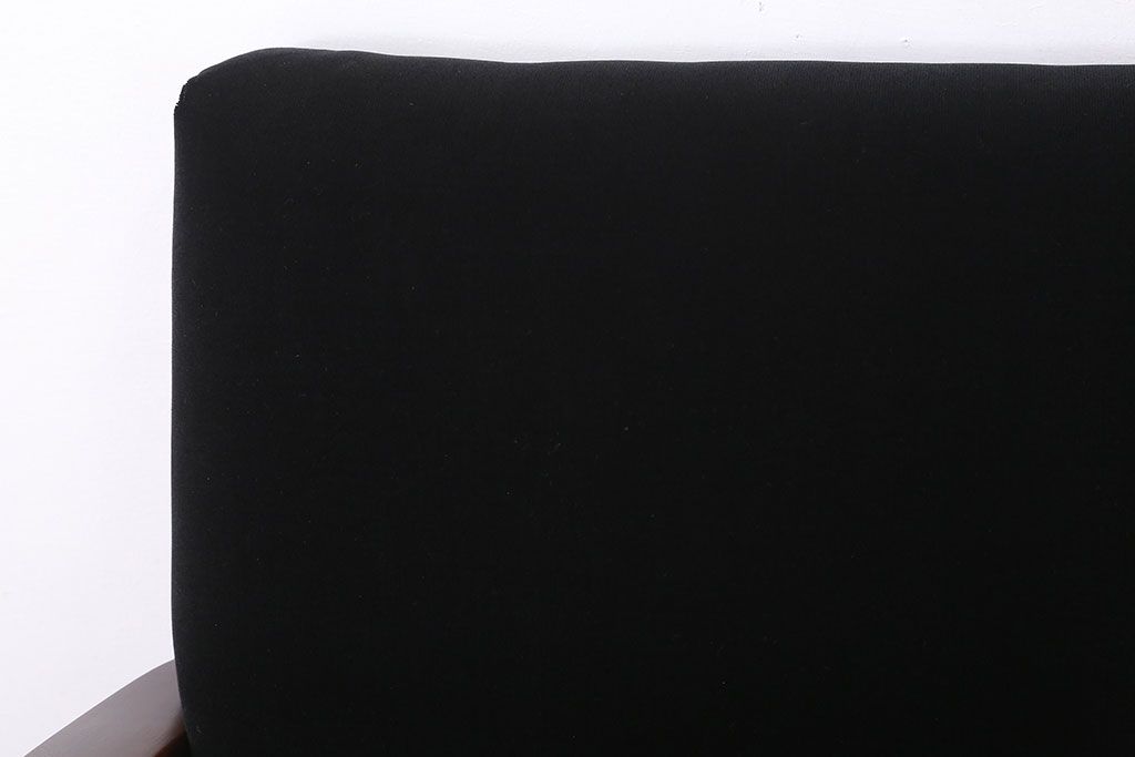 レトロ家具　シンプルでレトロなアンティーク1人掛けアームソファ(1)