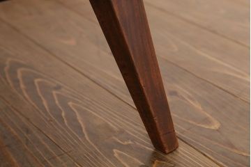 レトロ家具　シンプルでレトロなアンティーク1人掛けアームソファ(1)