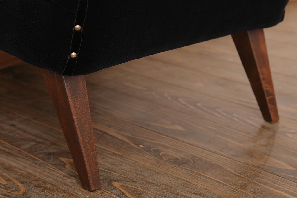 レトロ家具　シンプルでレトロなアンティーク1人掛けアームソファ(1)