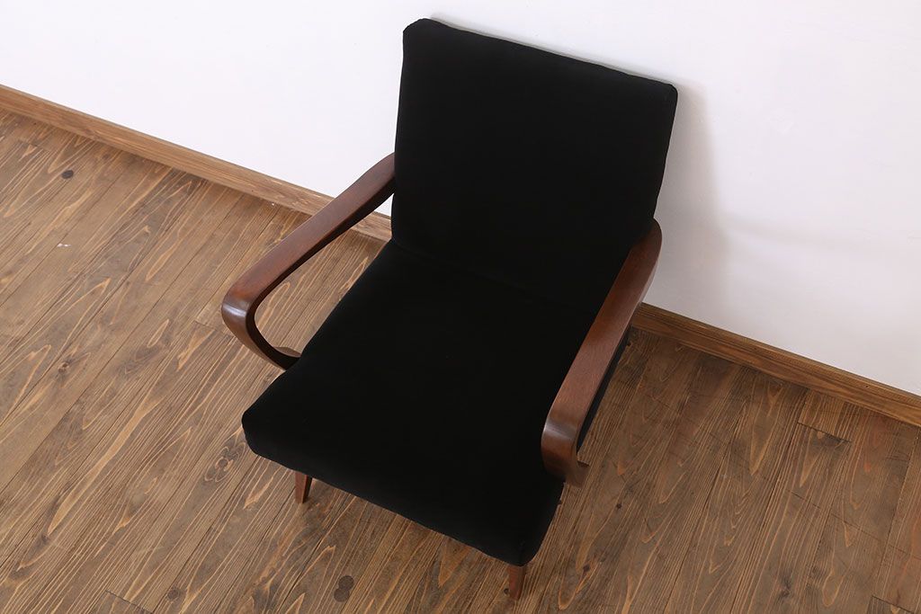 レトロ家具　シンプルでレトロなアンティーク1人掛けアームソファ(2)