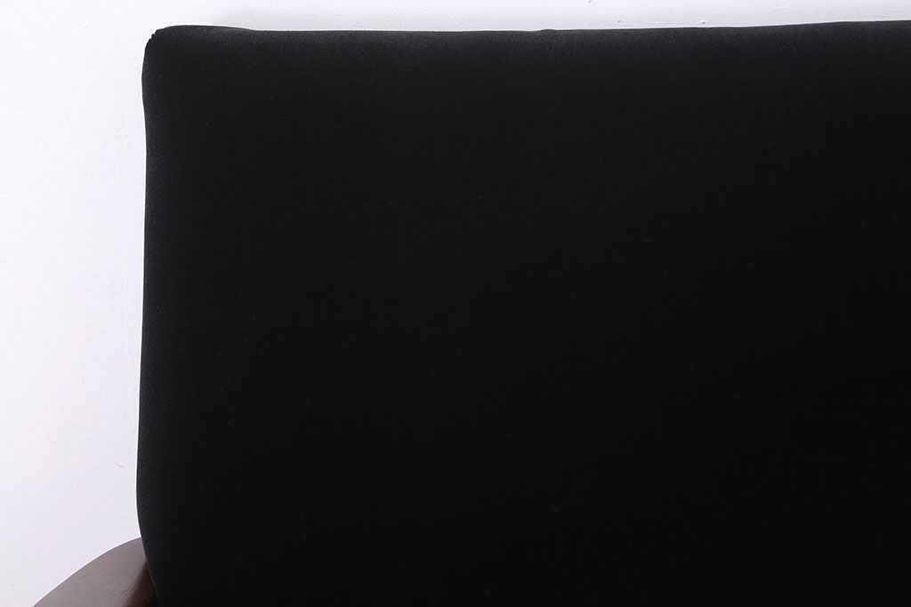 レトロ家具　シンプルでレトロなアンティーク1人掛けアームソファ(2)