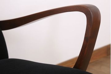 レトロ家具　シンプルでレトロなアンティーク1人掛けアームソファ(2)