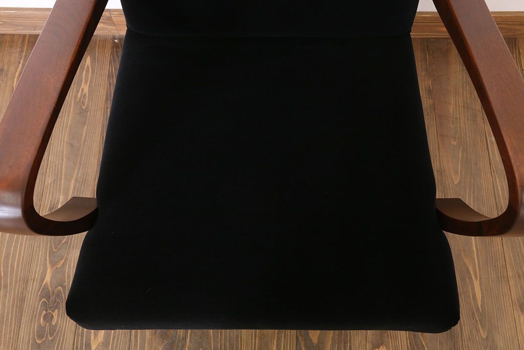 レトロ家具　シンプルでレトロなアンティーク1人掛けアームソファ(2)