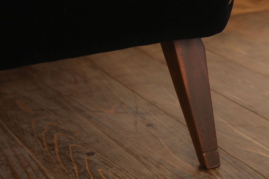 レトロ家具　シンプルでレトロなアンティーク1人掛けアームソファ(2)