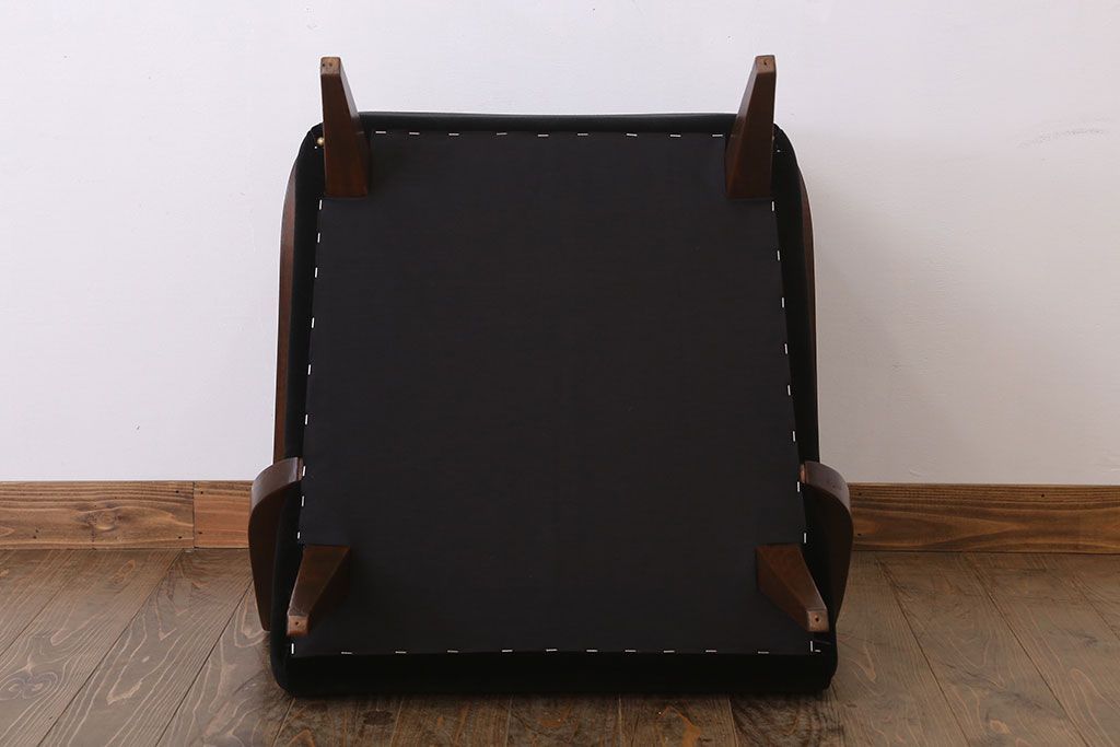 レトロ家具　シンプルでレトロなアンティーク1人掛けアームソファ(2)