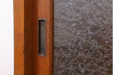 アンティーク家具　結霜ガラス入り!和製アンティーク収納棚