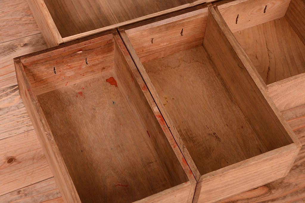 アンティーク家具　古民具・骨董　前面欅材!金具が厚く上質なアンティーク帳場箪笥