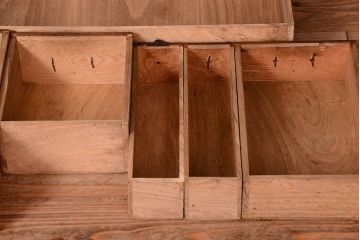 アンティーク家具　古民具・骨董　前面欅材!金具が厚く上質なアンティーク帳場箪笥