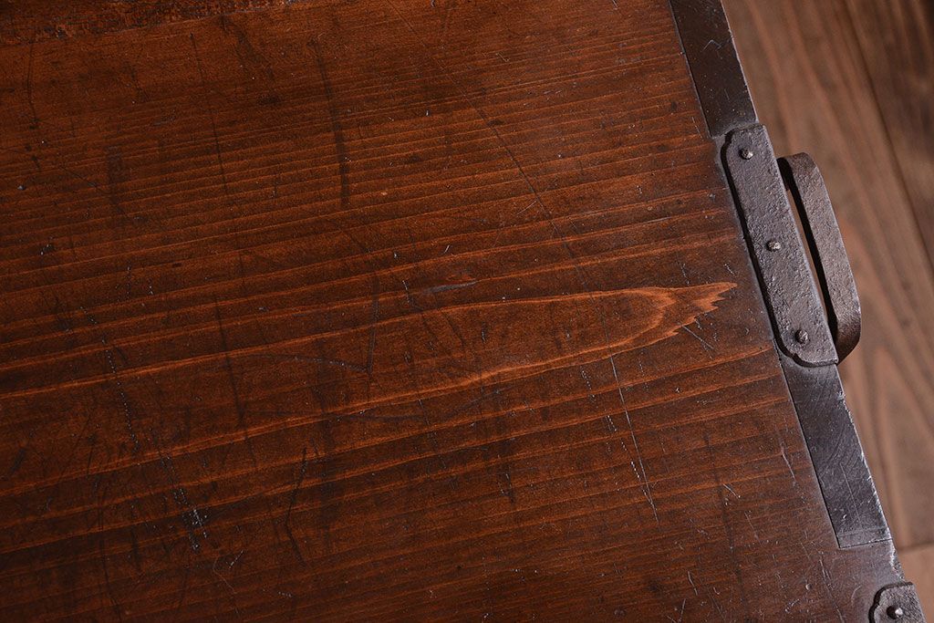 アンティーク家具　古民具・骨董　前面欅材!金具が厚く上質なアンティーク帳場箪笥