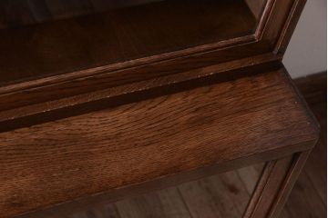 アンティーク家具　イギリスアンティーク グローブヴェルニッケ社製　オーク材のスタッキングブックケース(1)