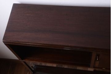 ヴィンテージ家具　イギリスビンテージ　脚付き!ウォールナット材製スタッキングキャビネット