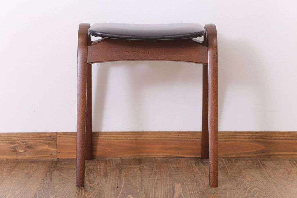 中古　秋田木工　ビンテージ　上品な曲げ木スツール