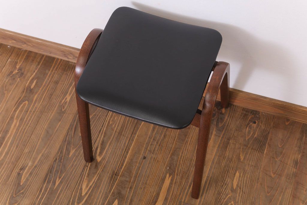 中古　秋田木工　ビンテージ　上品な曲げ木スツール