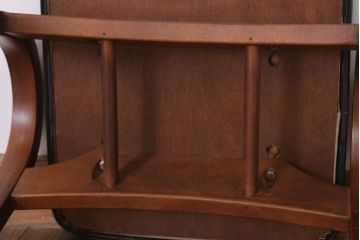 中古　秋田木工　ビンテージ　上品な曲げ木スツール