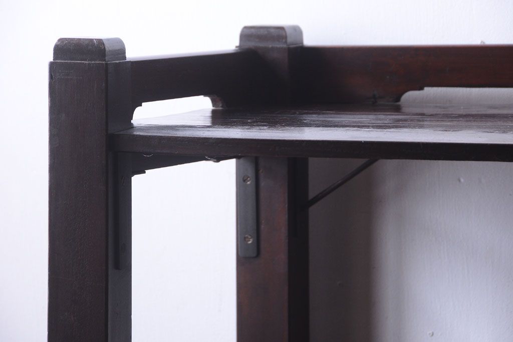 アンティーク家具　古い木の骨太なアンティーク飾り棚(ディスプレイラック)