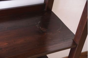 アンティーク家具　古い木の骨太なアンティーク飾り棚(ディスプレイラック)