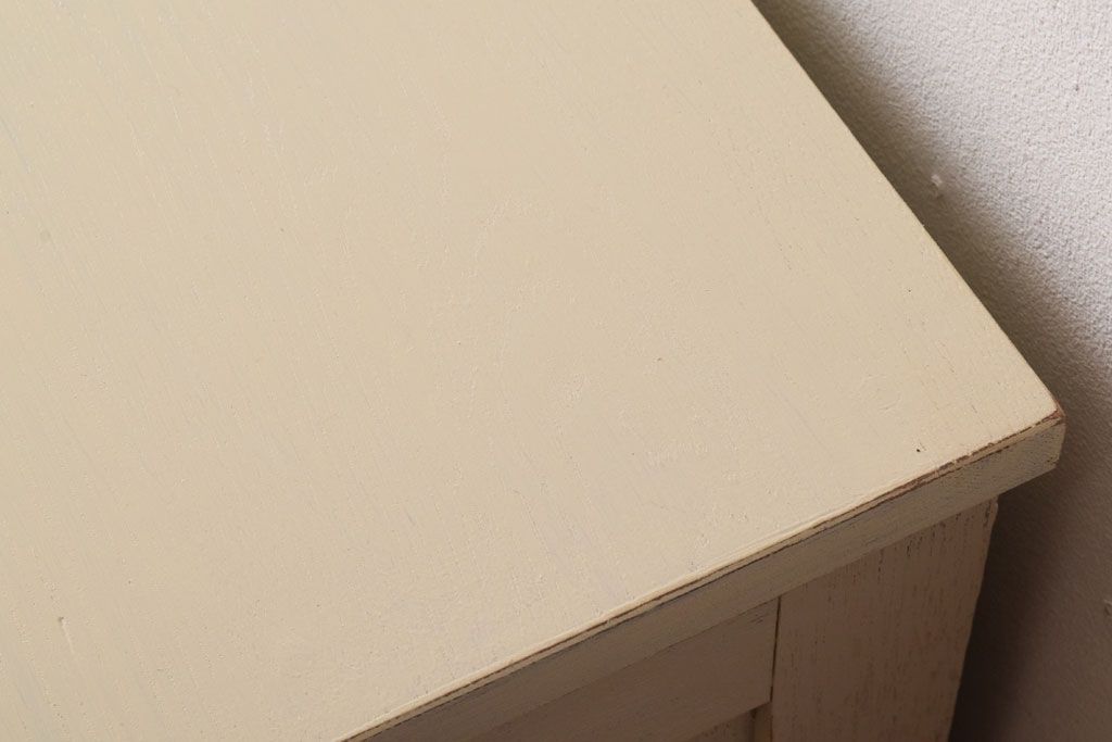 アンティーク家具　アイボリーペイントの大きなアンティーク収納棚