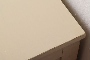 アンティーク家具　アイボリーペイントの大きなアンティーク収納棚