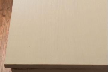 アンティーク家具　アイボリーペイントの大きなアンティーク収納棚