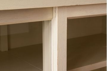 アンティーク家具　アイボリーペイントの大きなアンティーク収納棚