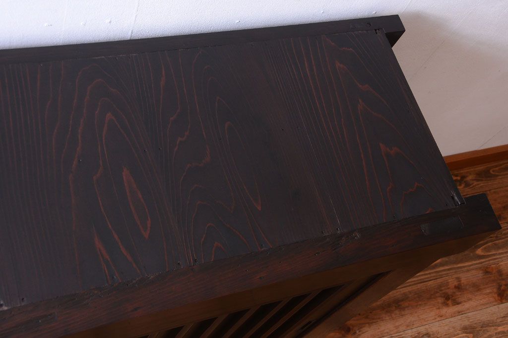 アンティーク家具　アンティーク　明治期　上質な収納箪笥サイドボード(水屋箪笥)