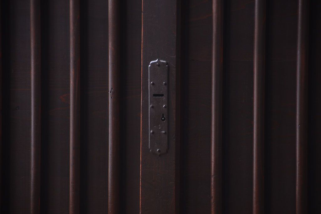 アンティーク家具　アンティーク　明治期　上質な収納箪笥サイドボード(水屋箪笥)