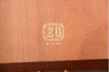 ヴィンテージ家具　G-PLAN　北欧ビンテージ　BBシリーズ　サイドボード(サイドキャビネット)(2)