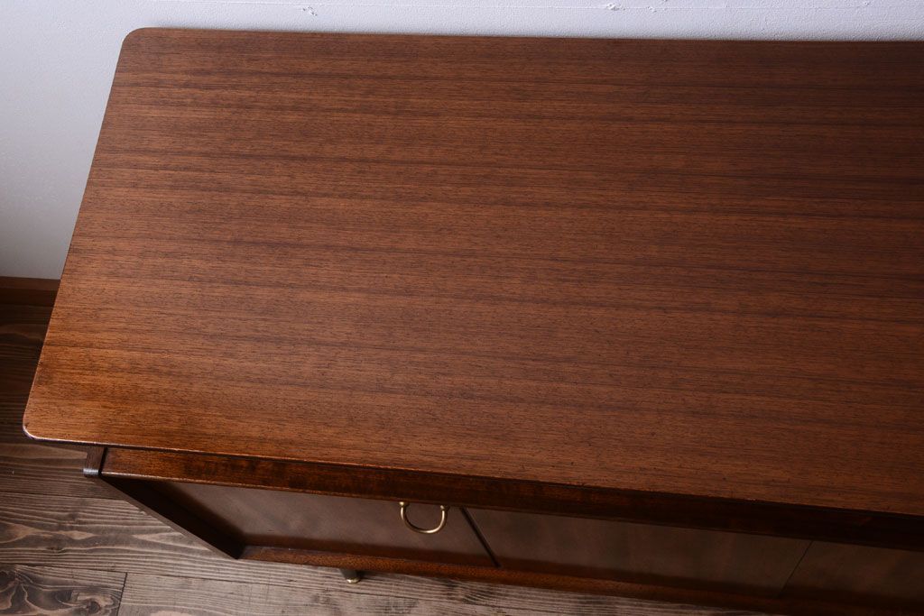 ヴィンテージ家具　G-PLAN　北欧ビンテージ　BBシリーズ　サイドボード(サイドキャビネット)(2)