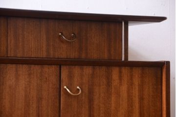 ヴィンテージ家具　G-PLAN　北欧ビンテージ　BBシリーズ　サイドボード(サイドキャビネット)(2)