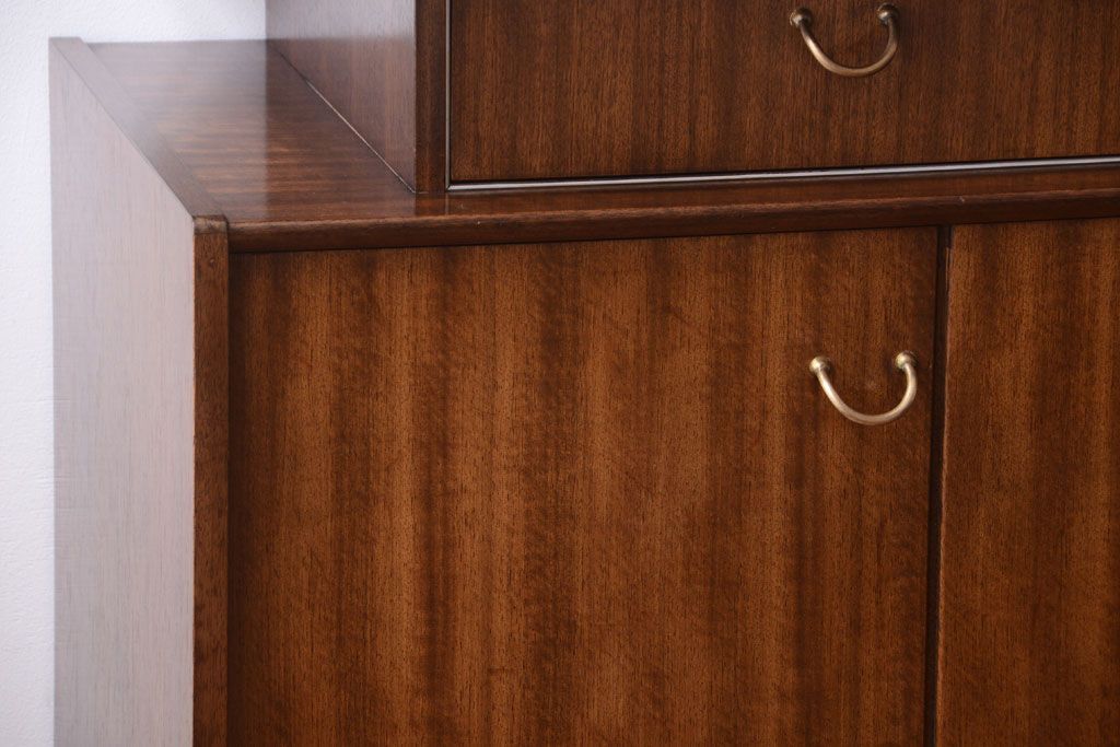 ヴィンテージ家具　G-PLAN　北欧ビンテージ　BBシリーズ　サイドボード(サイドキャビネット)(2)