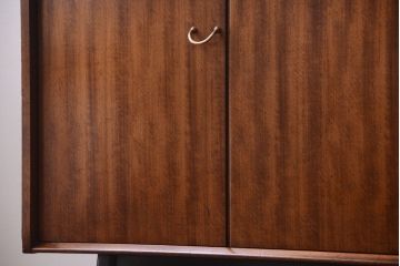 ヴィンテージ家具　G-PLAN　北欧ビンテージ　BBシリーズ　サイドボード(サイドキャビネット)(2)