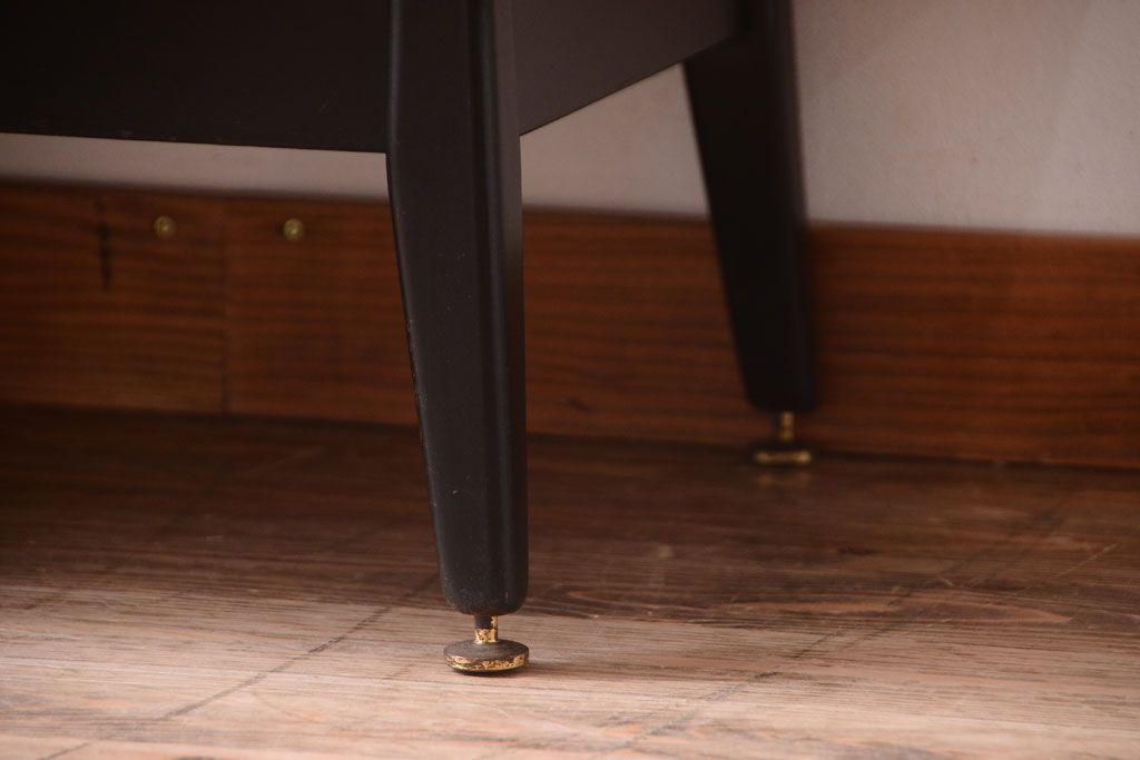 ヴィンテージ家具　G-PLAN　北欧ビンテージ　BBシリーズ　サイドボード(サイドキャビネット)(2)