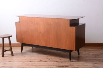 ヴィンテージ家具　G-PLAN　北欧ビンテージ　BBシリーズ　サイドボード(サイドキャビネット)(2)