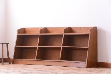 アンティーク家具　台形!和製アンティーク　古い木の本棚