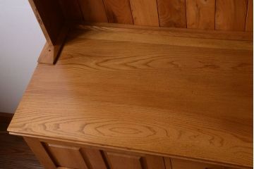 アンティーク家具　イギリスアンティーク　オーク材の大きな食器棚(カップボード)(2)