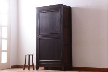 アンティーク家具　明治期　脚付き!古い木製の縦型収納棚(収納箪笥)