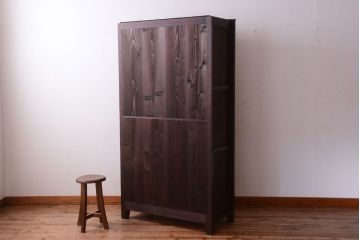 アンティーク家具　明治期　脚付き!古い木製の縦型収納棚(収納箪笥)